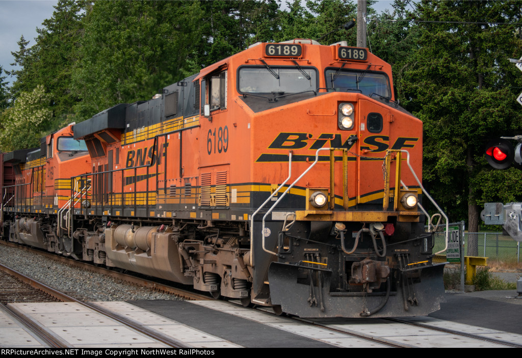 BNSF 6189